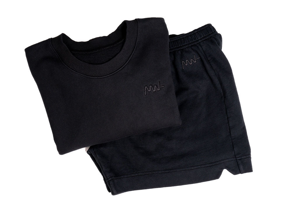 The Baggy Short Black